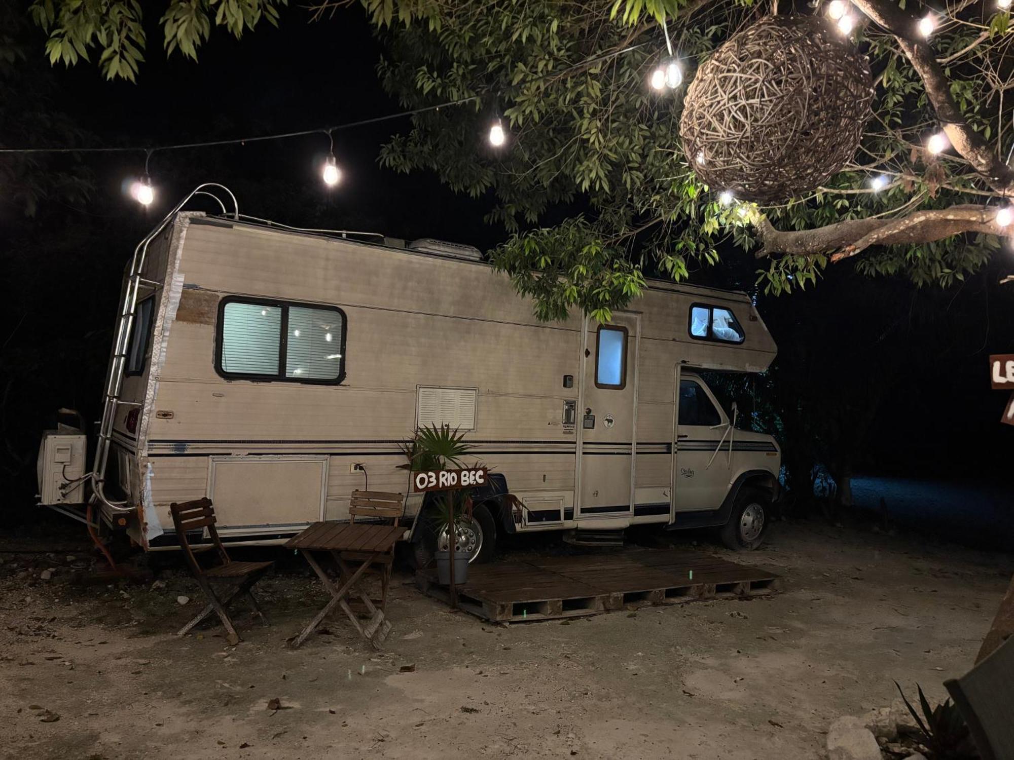 Hotel Momotoh Camper Xpujil Exterior foto